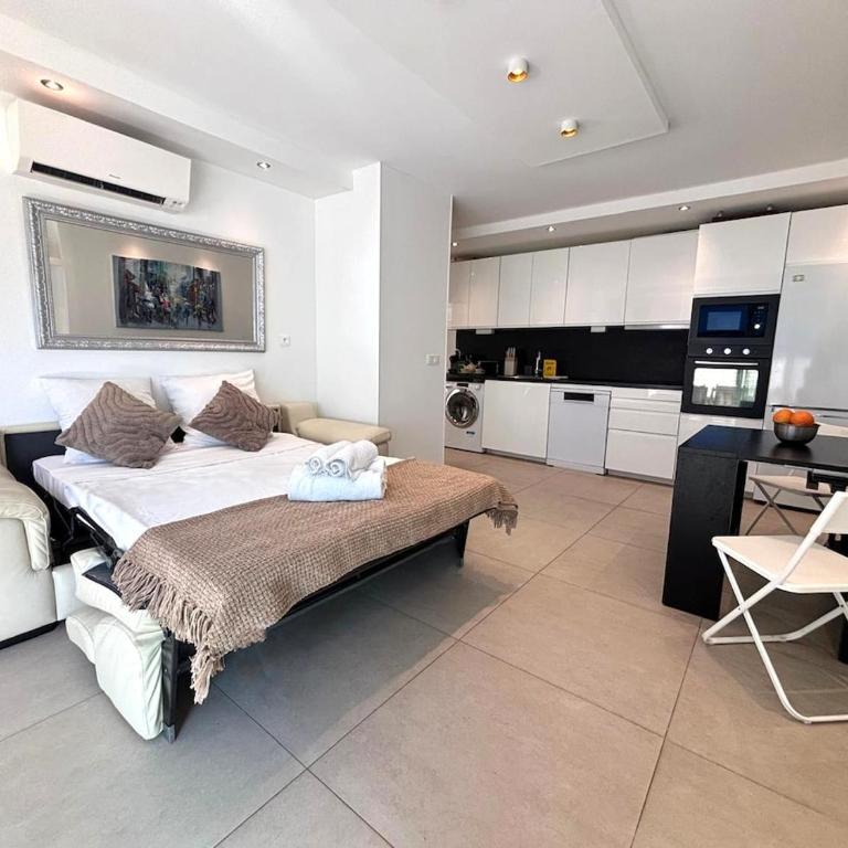 Royal Beach - 2 rooms - Palm Beach terrace - Appartement 1 Chambre - 17
