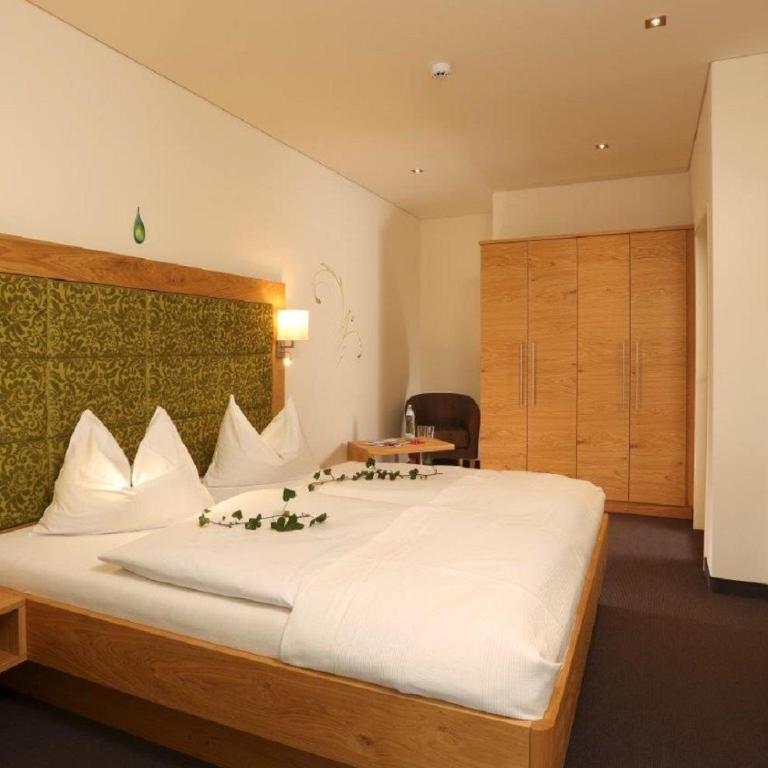 Aparthotel Rubinius - Apartment mit 2 Schlafzimmern und Balkon oder Terrasse - 2