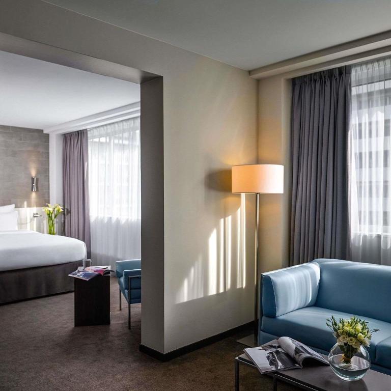 Pullman Paris Tour Eiffel - Suite Junior Lit King-Size avec Canapé-Lit - Vue sur Tour Eiffel - 2