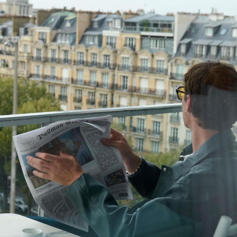 Pullman Paris Tour Eiffel - Chambre Lits Jumeaux Deluxe avec Canapé et Balcon - Étage Supérieur - Vue sur Tour Eiffel - 6