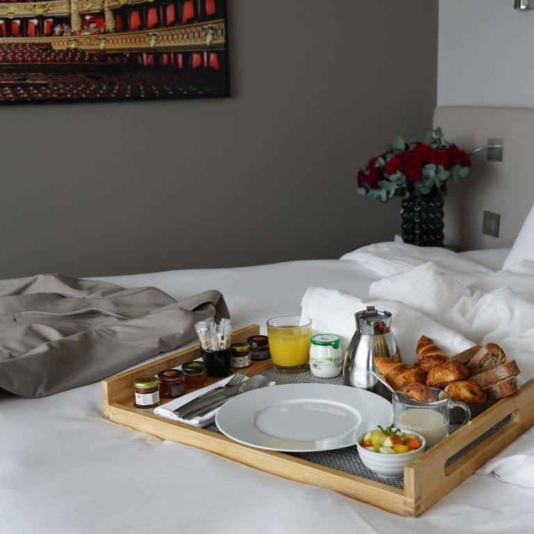 Pullman Paris Tour Eiffel - Suite Familiale Junior avec Lit King-Size et Canapé-Lit - 10