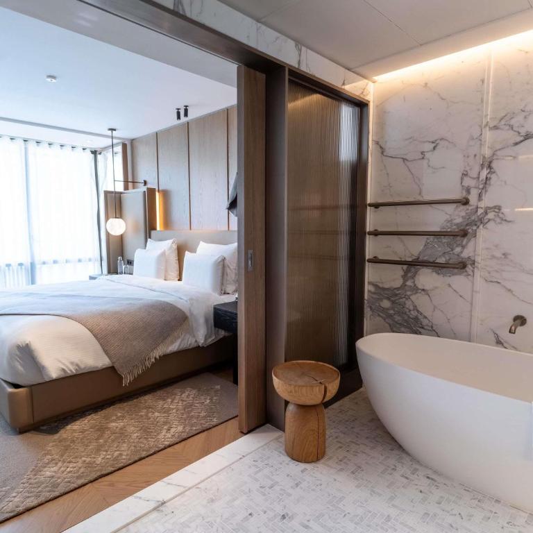 Pullman Paris Tour Eiffel - Suite Signature - 10