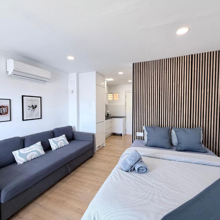 Vistas al mar y piscina Ático en Benalmádena cerca a la playa - Apartment mit 1 Schlafzimmer - 16