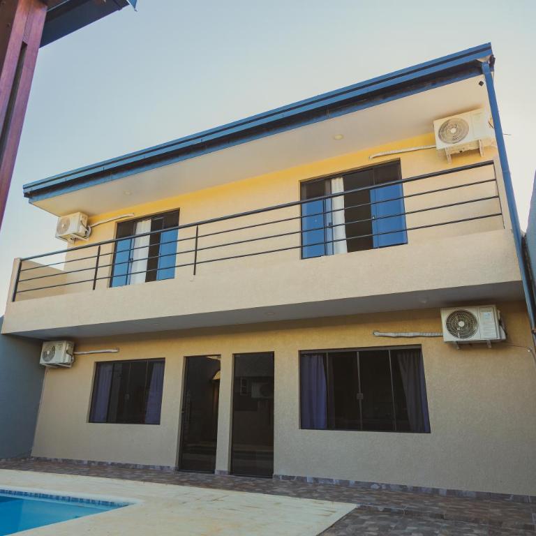 NUEVO Alojamiento con Pileta, Parrilla y Estacionamiento en Puerto Iguazú - Maisonette - 7