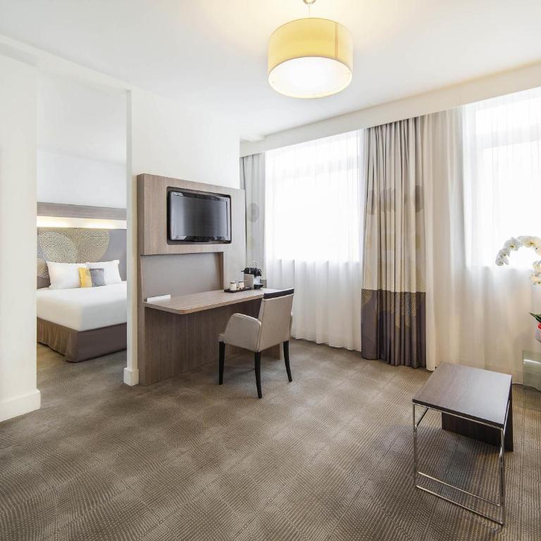 Novotel SPA Rennes Centre Gare - Suite avec 1 Lit Double et 1 Canapé-Lit - 5