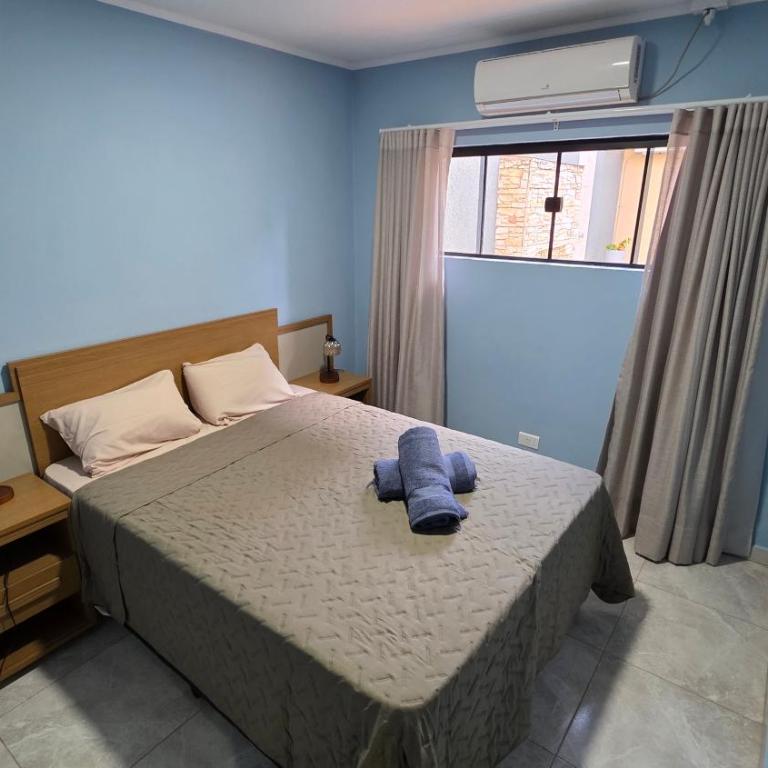 NUEVO Alojamiento con Pileta, Parrilla y Estacionamiento en Puerto Iguazú - Two-Bedroom House - 6