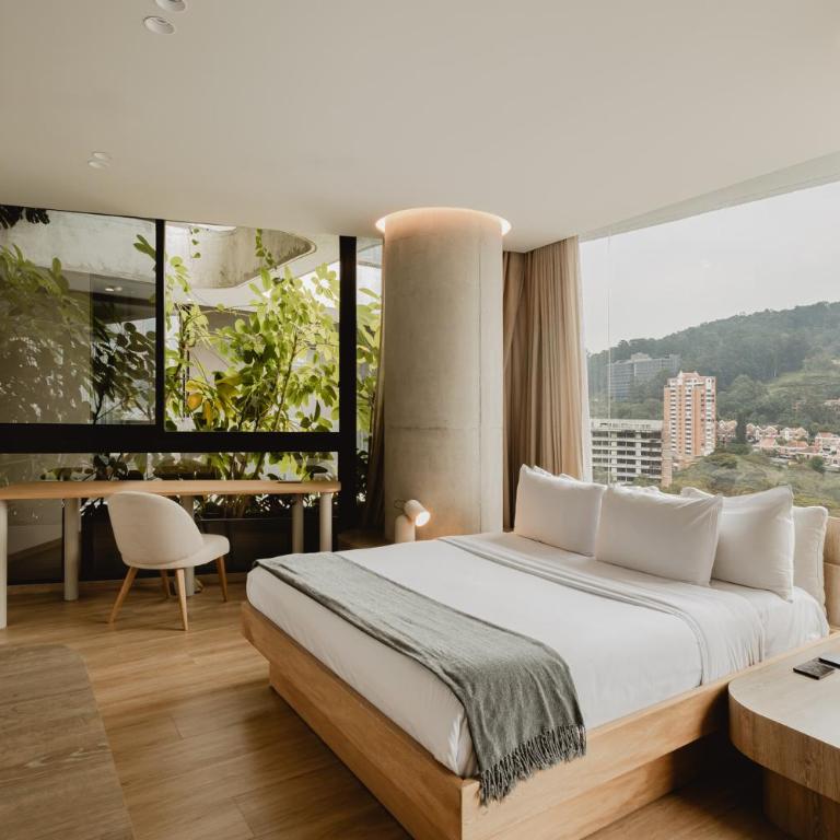 Feeling Residences - Two-Bedroom Apartment with Balcony and Terrace - 1