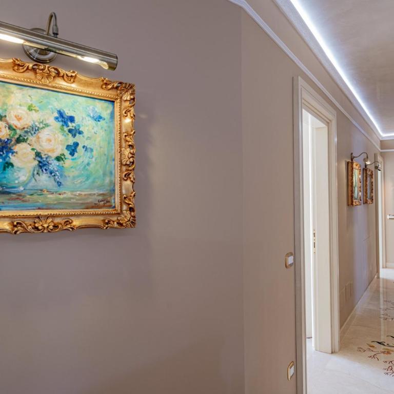 Exclusive Waterfront Villa with Private Dock & Direct Sea Access - Villa - 60