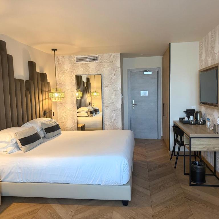 Hotel Onda - Sea Side Deluxe Room - 1st floor - 5
