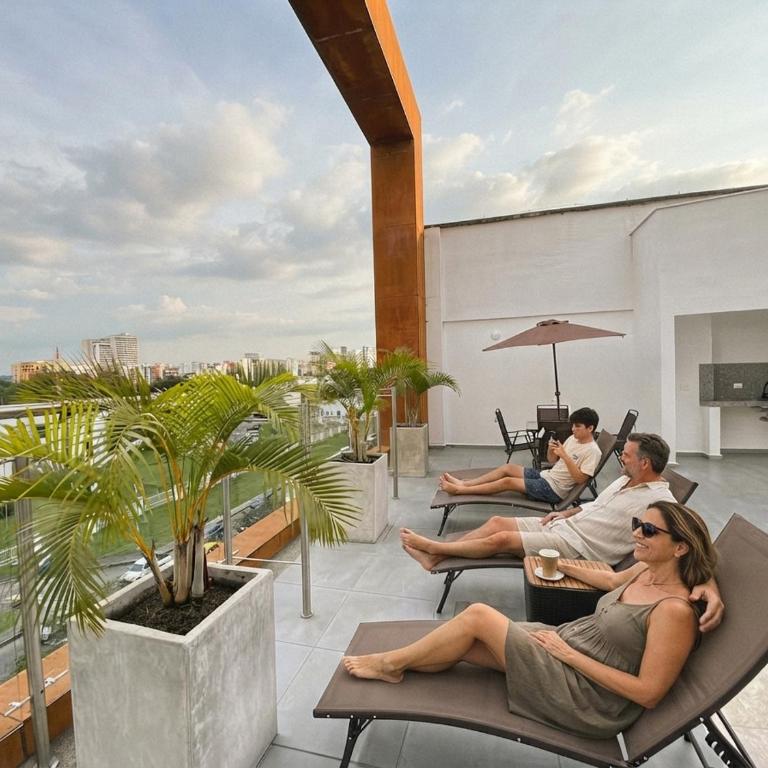 Belmonte 316 en Armenia, Ubicación Estratégica, Piscina, Cama King y Parqueadero Cubierto Gratis, Ideal Eje Cafetero - Two-Bedroom Apartment - 19