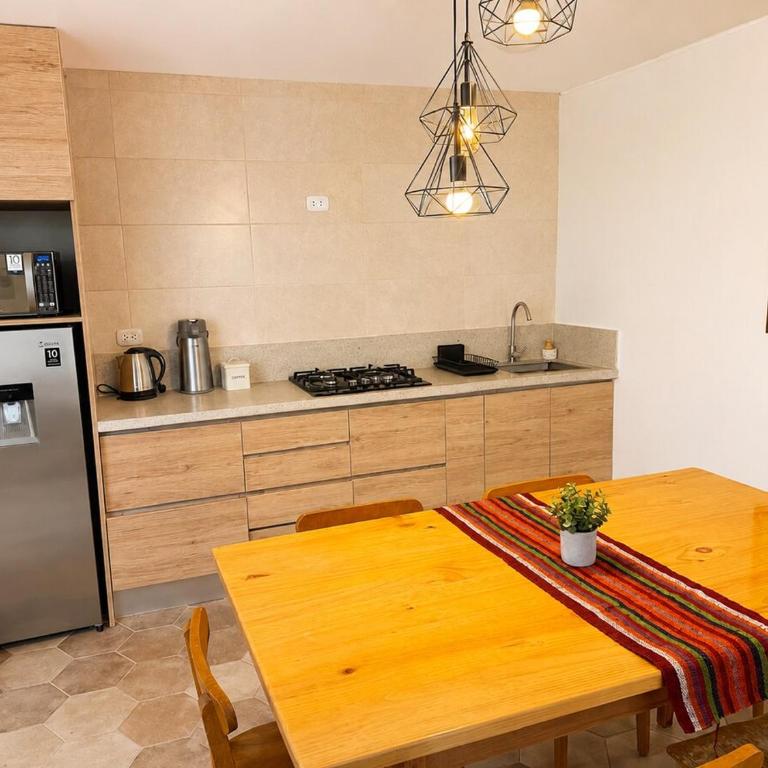 Acogedora Casa a 2 cuadras de la Plaza Armas de Huaraz - Two-Bedroom House - 10