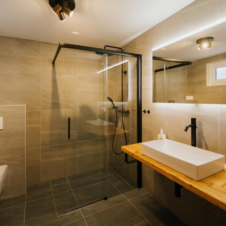 NockLodge St Oswald - Lei Luxury - Studio-Apartment mit Kingsize-Bett - 14