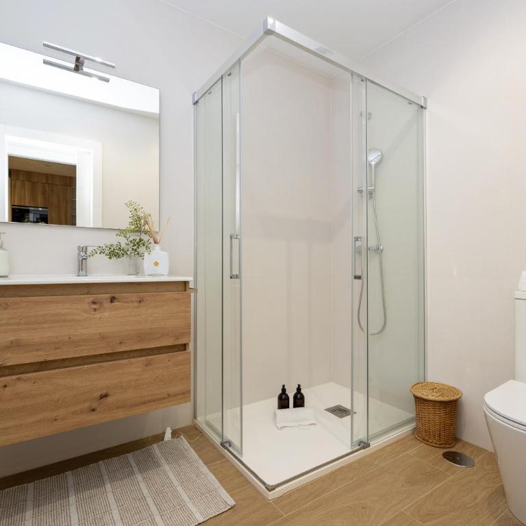 ChezmoiHomes Central Prime Apartment II FREE Parking - Appartement - 9