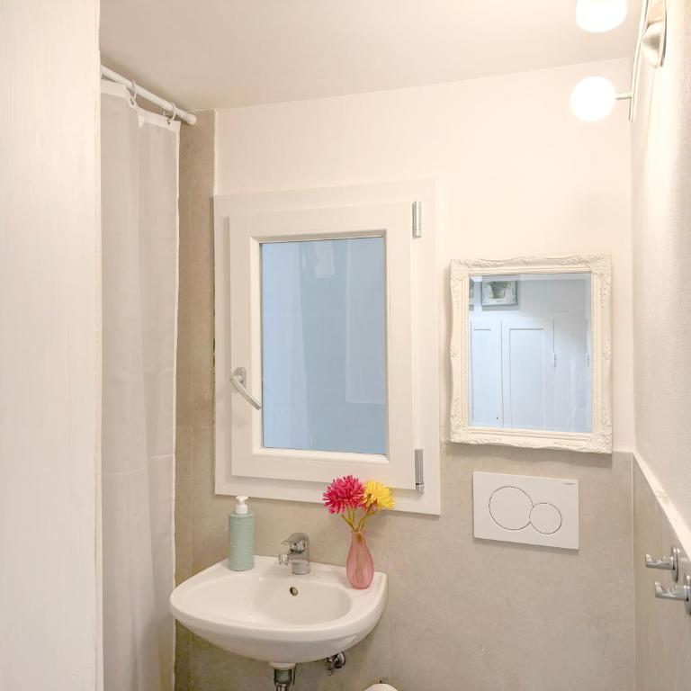 Dimora Ghibellina - One-Bedroom Apartment - 9