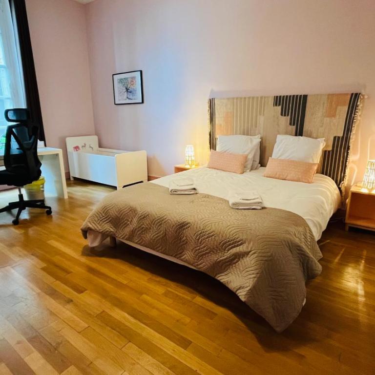 Hotel d Amboise - Appartement 3 Chambres - 9
