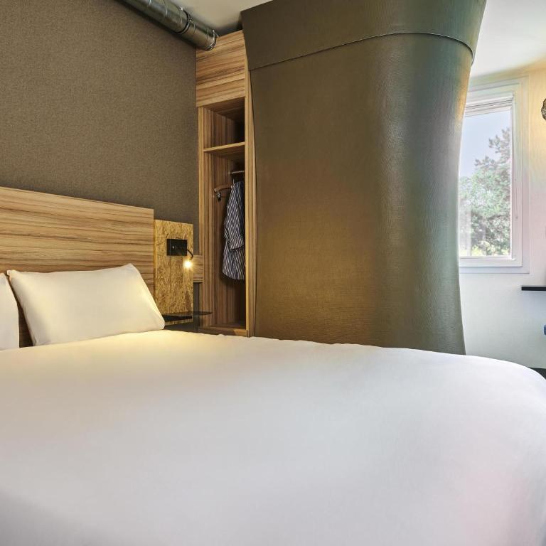 Greet Hotel Paris porte de la Chapelle - Aréna - Chambre Pop avec Lit Double - 1