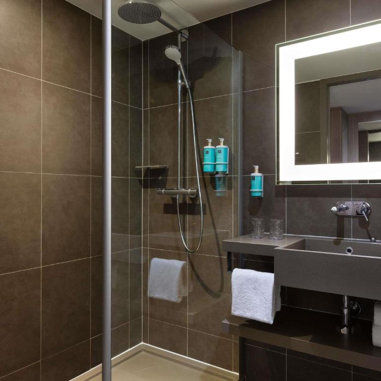 Novotel Paris Stade Basilique - Chambre Double Deluxe avec Balcon - 4