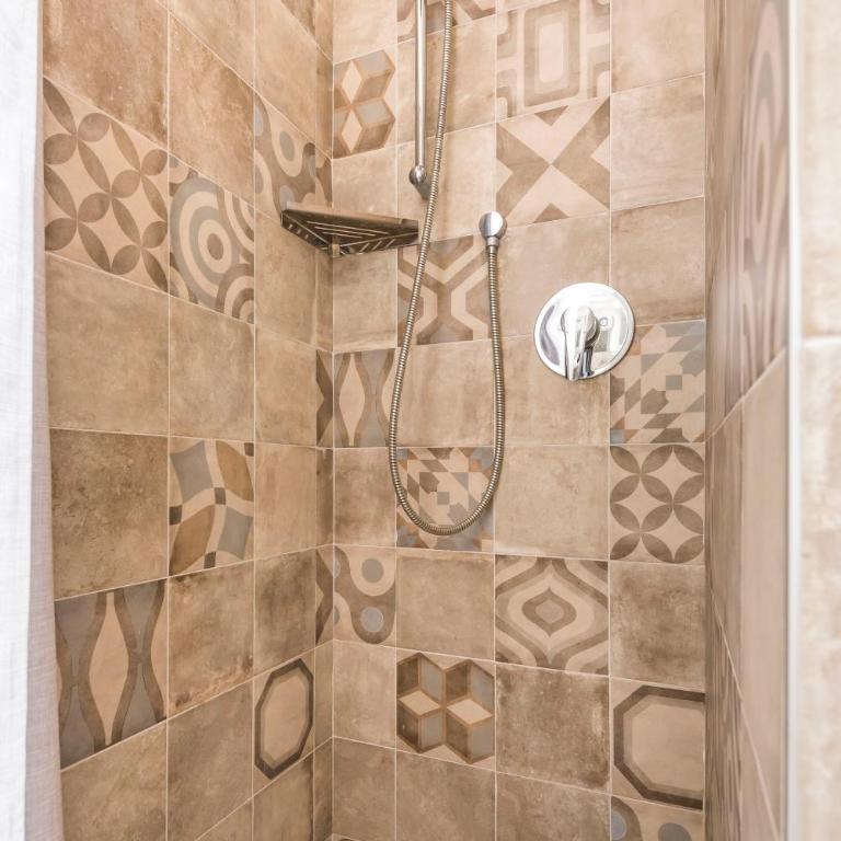 FRESCO Pop - Appartamento con 2 Camere da Letto - 2