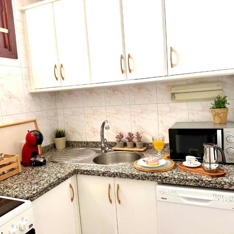 SUNSHINE OCEAN APARTMENT ACHACAY, Los Cristianos, Tenerife - Apartamento de 2 dormitorios - 72