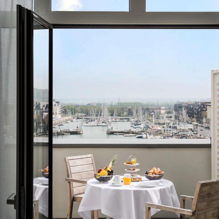 Cures Marines Hotel Thalasso & Spa Trouville - MGallery Collection - Chambre Lit Queen-Size Classique avec Terrasse - 5