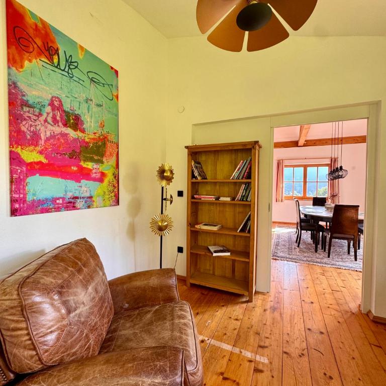 LIVA LIVING, Große Ferienwohnung mit 3 Schlafzimmern und traumhaften Ausblick - Three-Bedroom Apartment - 13