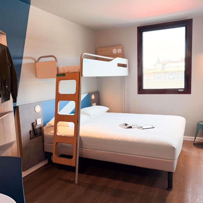 ibis budget Nimes Centre Gare - Chambre Triple - 3