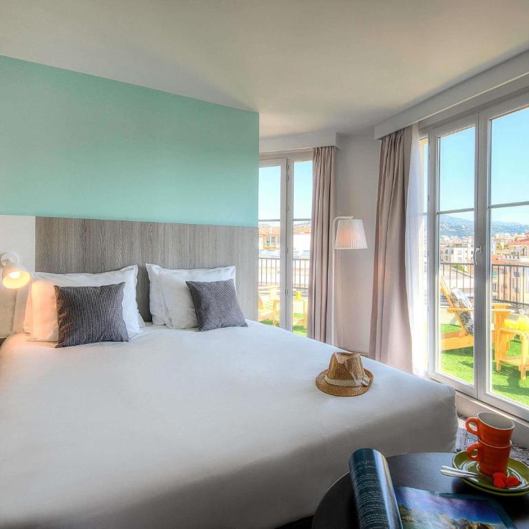 Ibis Styles Nice Centre Gare - Queen Room with Terrace and City View - 3