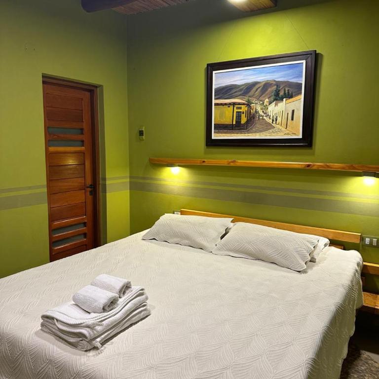 Ocres de mi Tierra - Habitación con cama extragrande y vistas a la montaña - 11