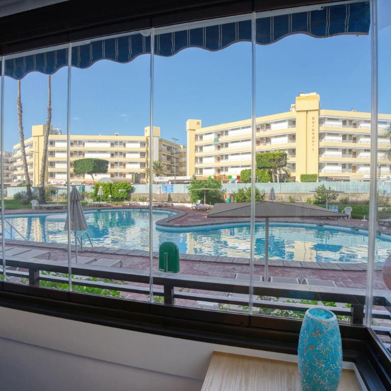 Iguazu Poolview near Yumbo - One-Bedroom Apartment - 22
