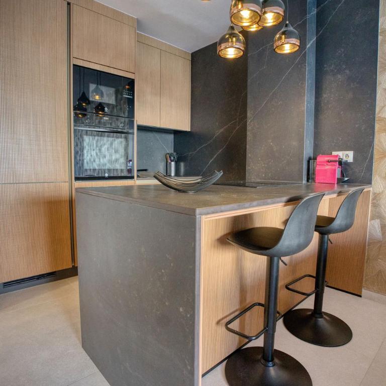 Iguazu Poolview near Yumbo - One-Bedroom Apartment - 4