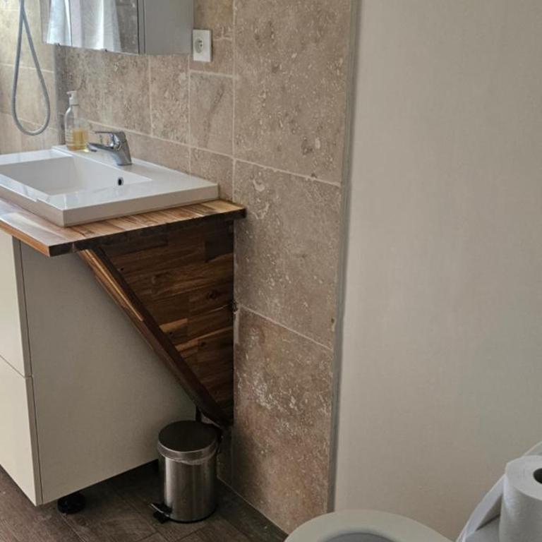 Appartement T2 proche Tram - 15min du centre ville - One-Bedroom Apartment - 2