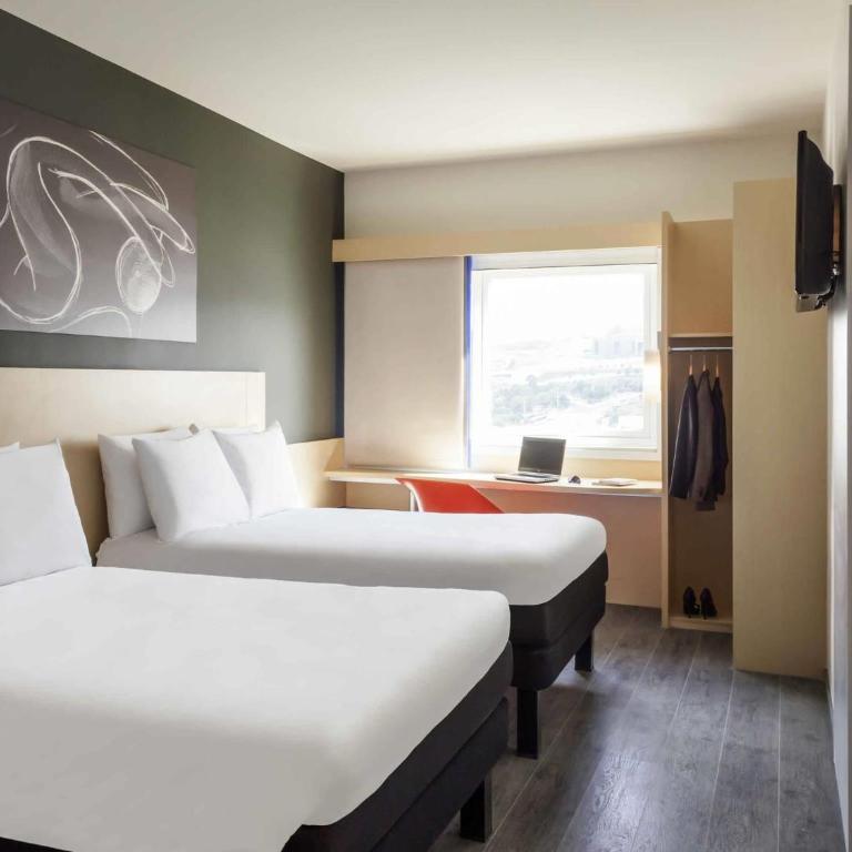 Ibis Queretaro - Habitación Doble Estándar - 2 camas - 1