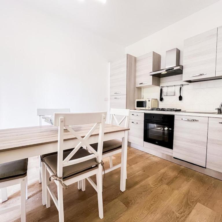 House Relax in Costa Smeralda - Two-Bedroom Apartment - 2
