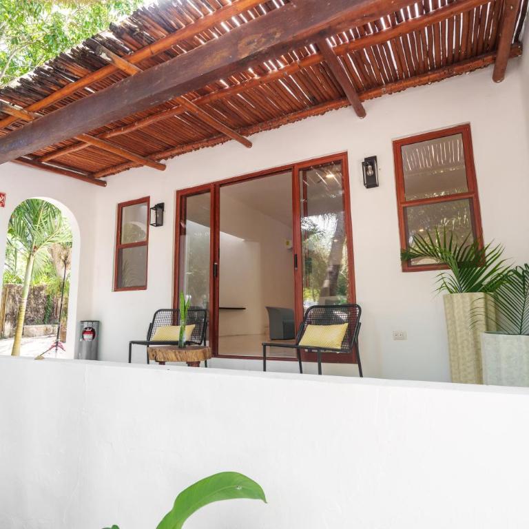 Mikasa Bacalar Hotel Boutique, Lagoon Front - Suite Superior con cama extragrande - 5