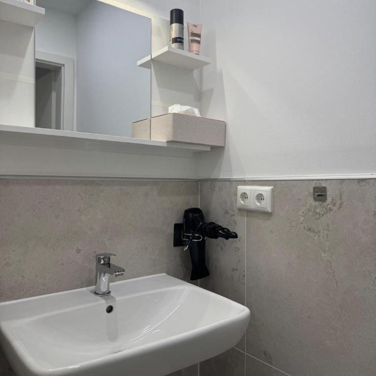 Prime Old Town Location with 3 Bedrooms for 1-7 Guests - Apartamento de 3 dormitorios - 34