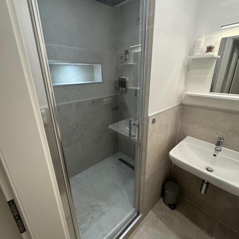 Prime Old Town Location with 3 Bedrooms for 1-7 Guests - Apartamento de 3 dormitorios - 35