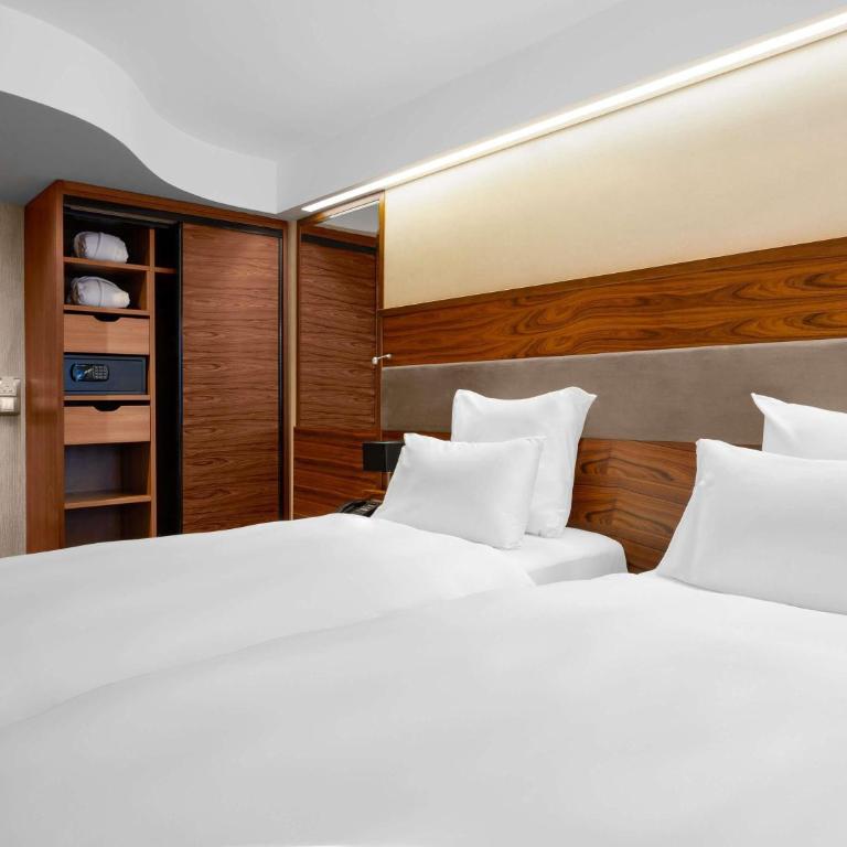 Movenpick hotel Sarajevo - Deluks Soba sa Bračnim Krevetom ili 2 Zasebna Kreveta i Kaučem - 4