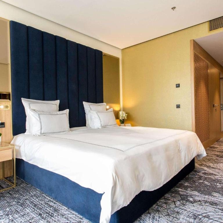 Swissotel Sarajevo - Deluks Soba sa Bračnim Krevetom (King-size) - 1