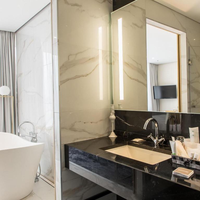 Swissotel Sarajevo - Executive Apartman - 2
