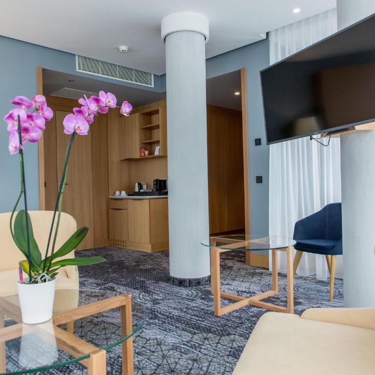 Swissotel Sarajevo - Executive Apartman - 3