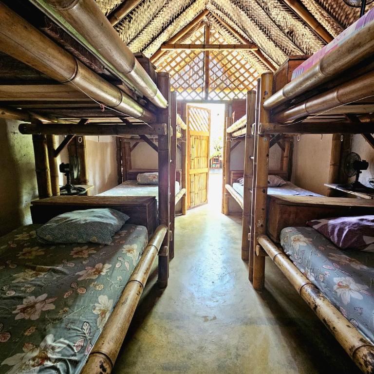 BUENA ONDA HOSTAL Palomino - Bed in 8-Bed Mixed Dormitory Room - 13