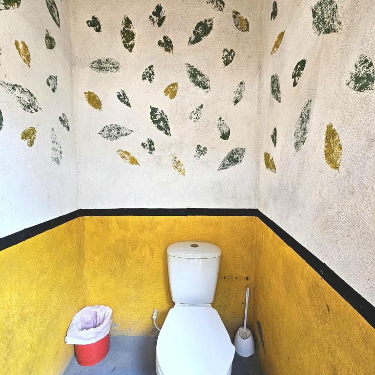 BUENA ONDA HOSTAL Palomino - Bed in 8-Bed Mixed Dormitory Room - 15