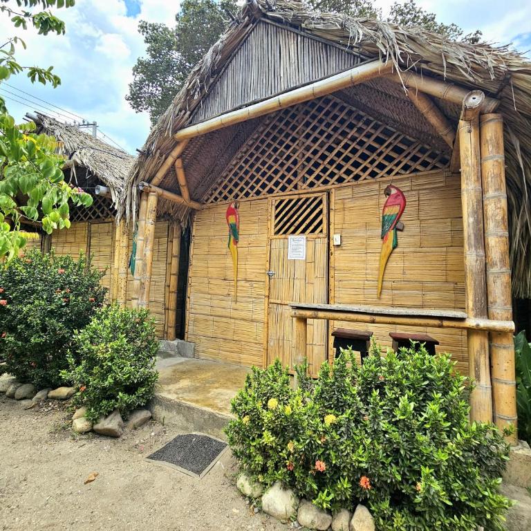 BUENA ONDA HOSTAL Palomino - Bed in 8-Bed Mixed Dormitory Room - 16