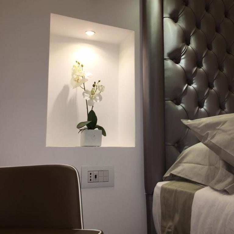 Antico Corso Charme - Deluxe Double or Twin Room with City View - 21