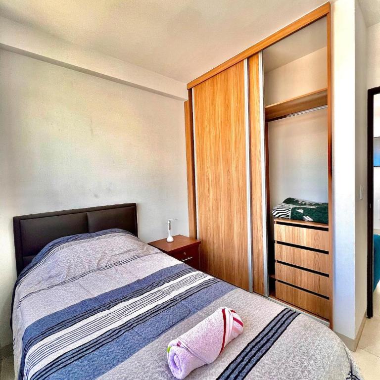 Departamento moderno con hermosa vista a Cochabamba - Three-Bedroom Apartment - 7