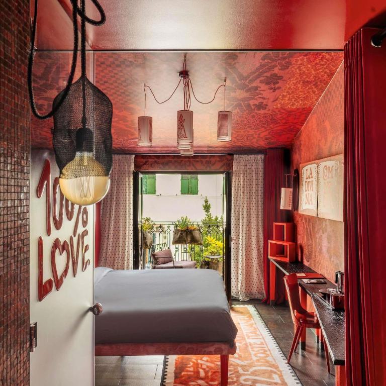 25hours Hotel Florence Piazza San Paolino - Camera Mediun Rosso con Balcone - 3