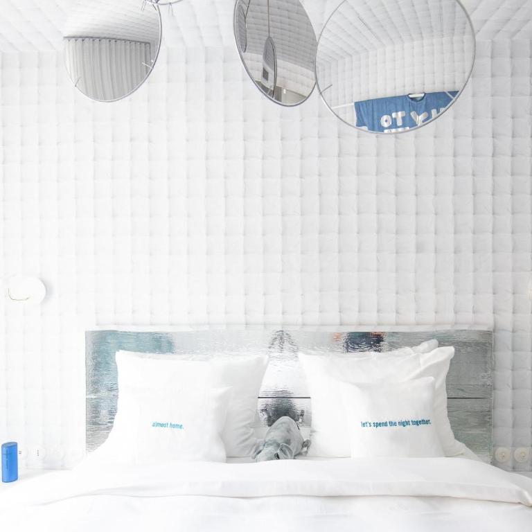 25hours Hotel Florence Piazza San Paolino - Appartamento Medium Bianco con Balcone - 5