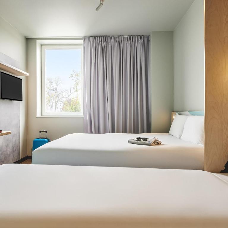 ibis budget Nancy Laxou - Chambre Triple avec 1 Lit Double et 1 Lit Simple - 4