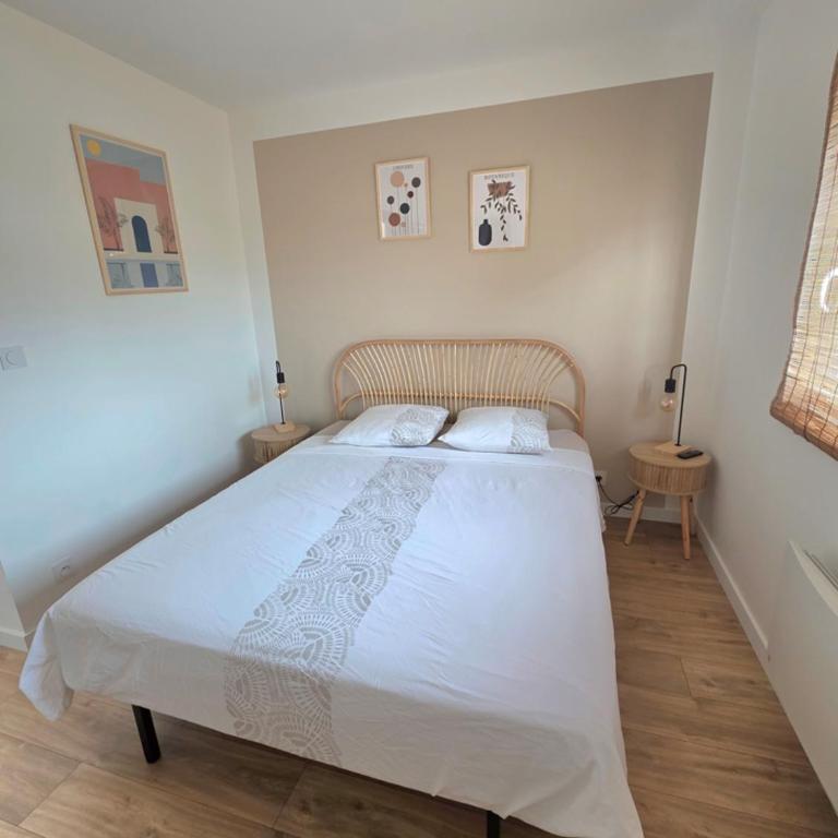 Nouveau ! L'escale de Vigon, Appartement neuf entre bourg et plage, climatisé, wifi, parking, linge et ménage en fin de séjour compris - Appartement 1 Chambre - 8