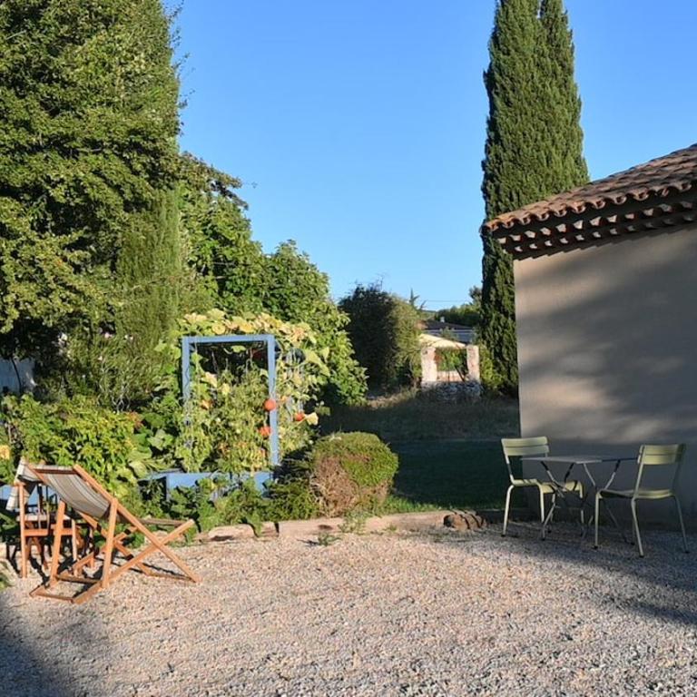 Studio indépendant avec parking - Appartement 1 Chambre - 13